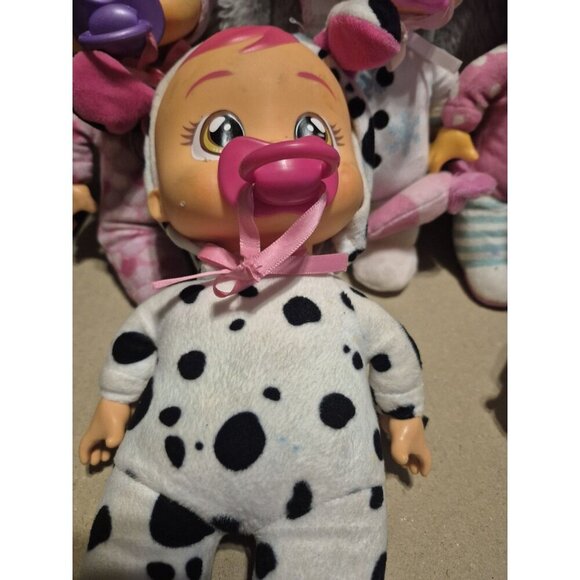 Lot Of 6 Cry Babies Tiny Cuddles dolls With Pacis Christmas Valentines Easter - Picture 3 of 7